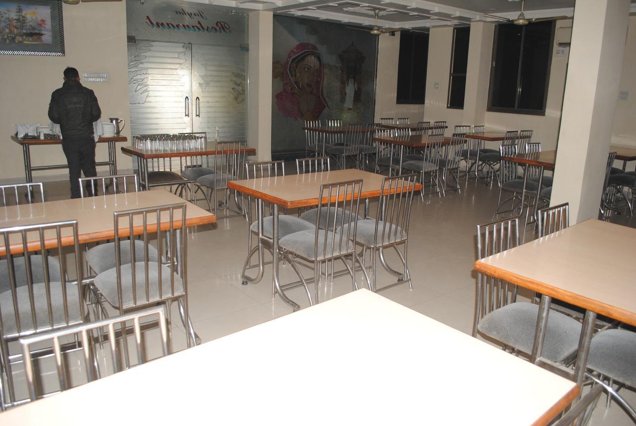 Hotel Vinayak Palace Nawalgarh Extérieur photo